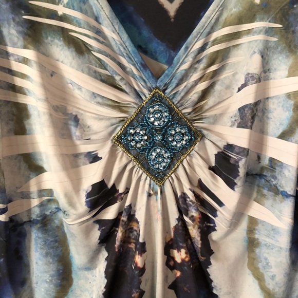 Emerald Live and Let Live Top - Picture 6 of 15